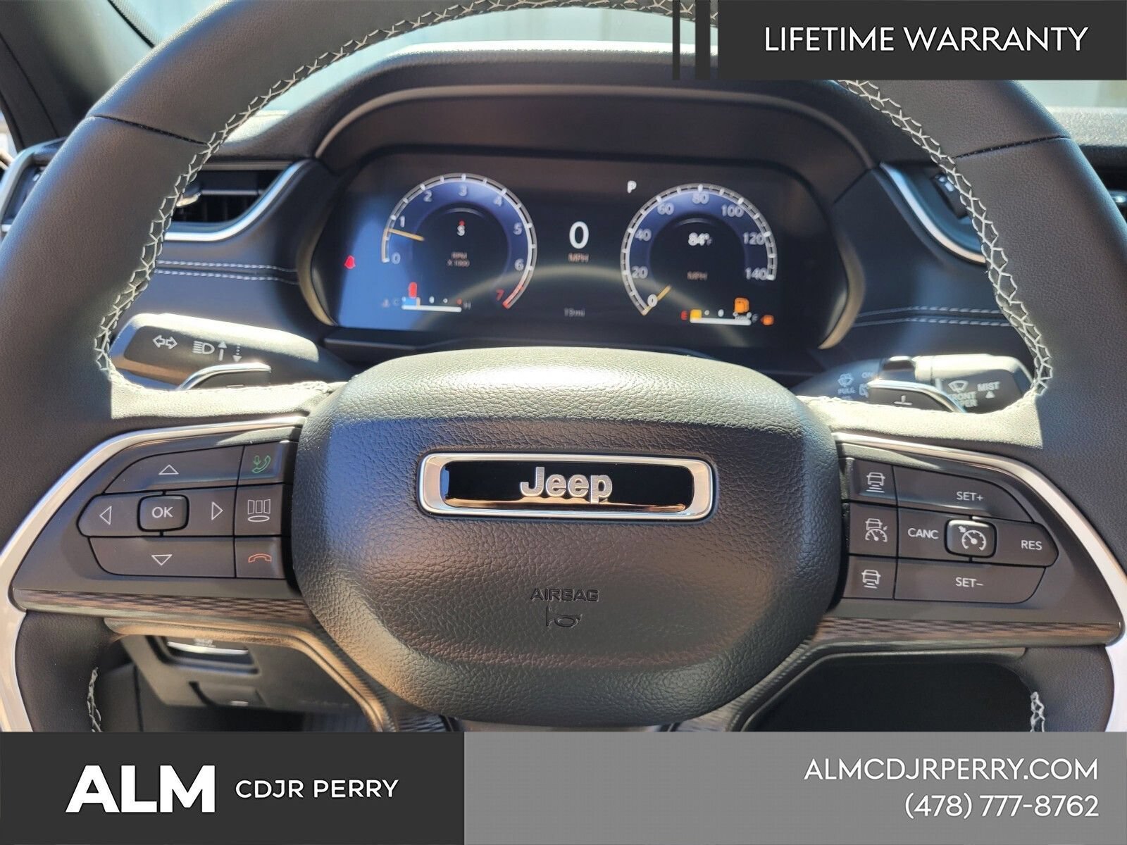 New 2025 Jeep Grand Cherokee Altitude AWD/4WD image 26