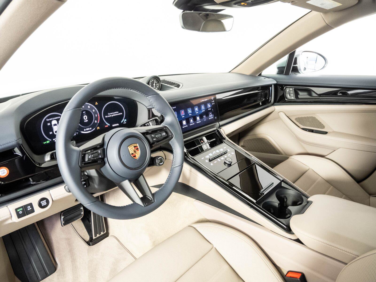 Certified 2026 Porsche Panamera 4 AWD/4WD image 4
