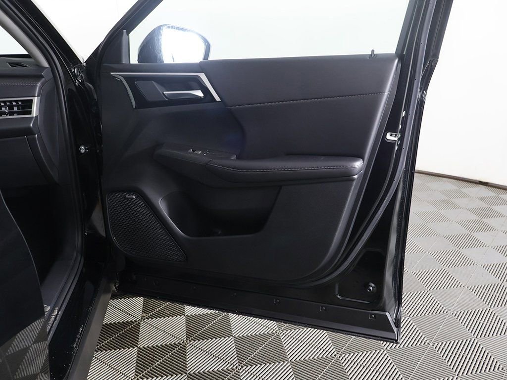 New 2026 Mitsubishi Outlander SE image 26