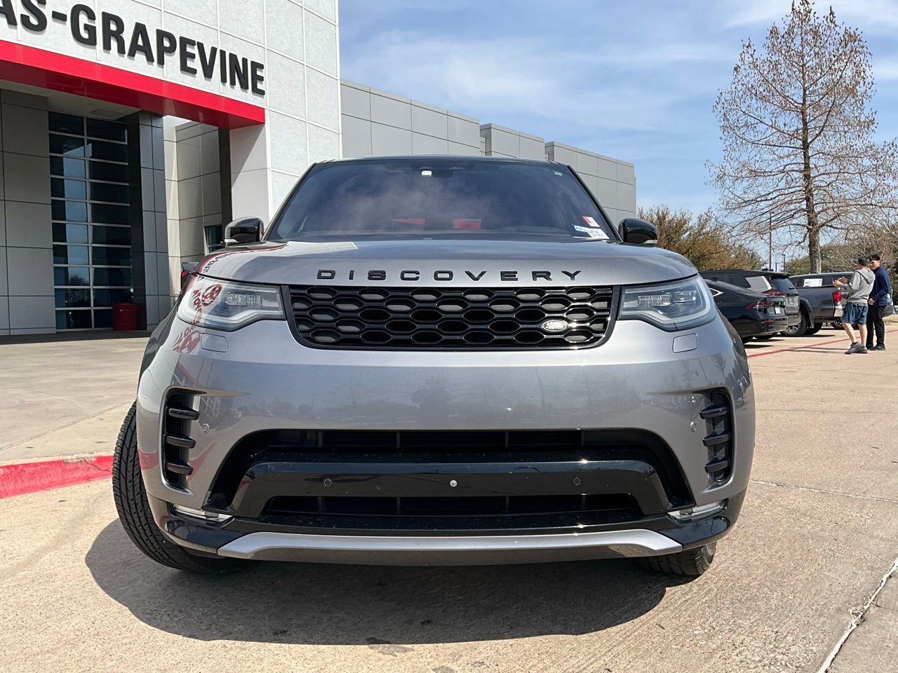 Used 2022 Land Rover Discovery S R-Dynamic image 4