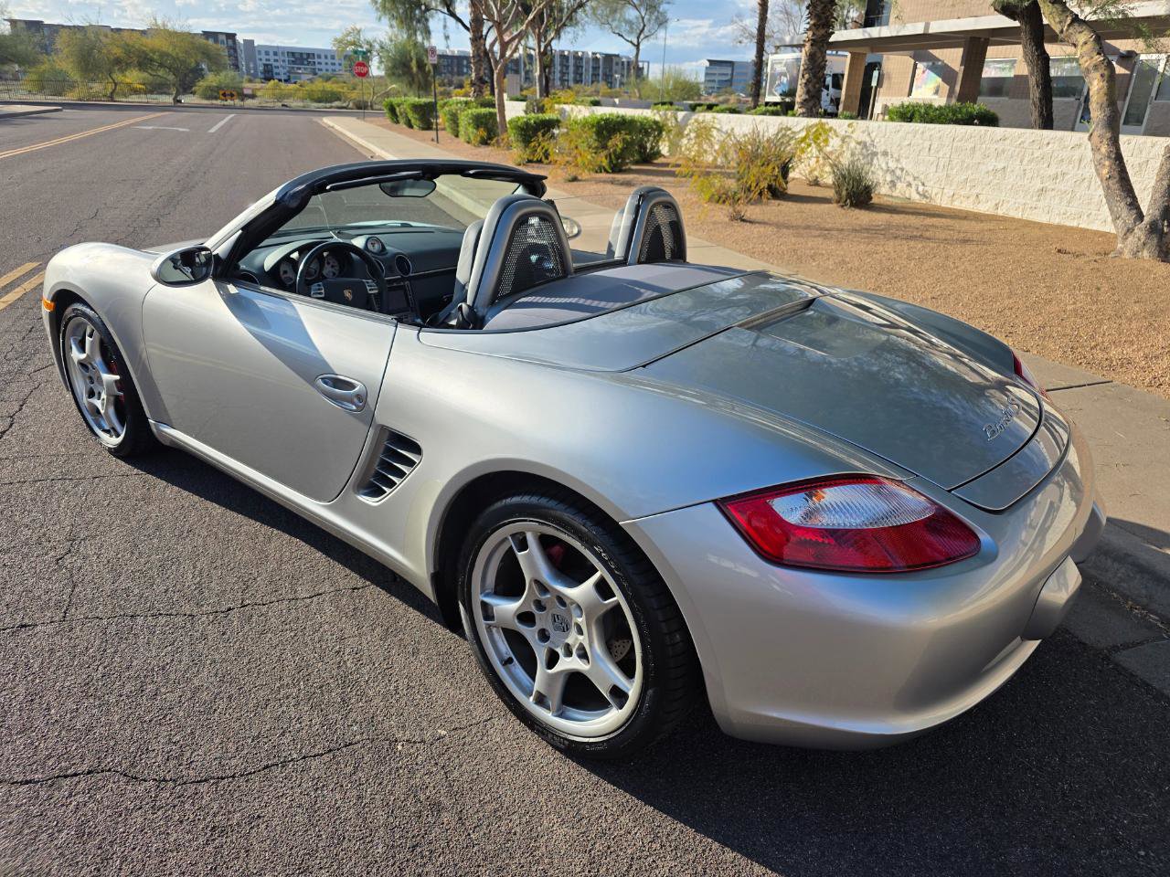 Used 2005 Porsche Boxster S image 8