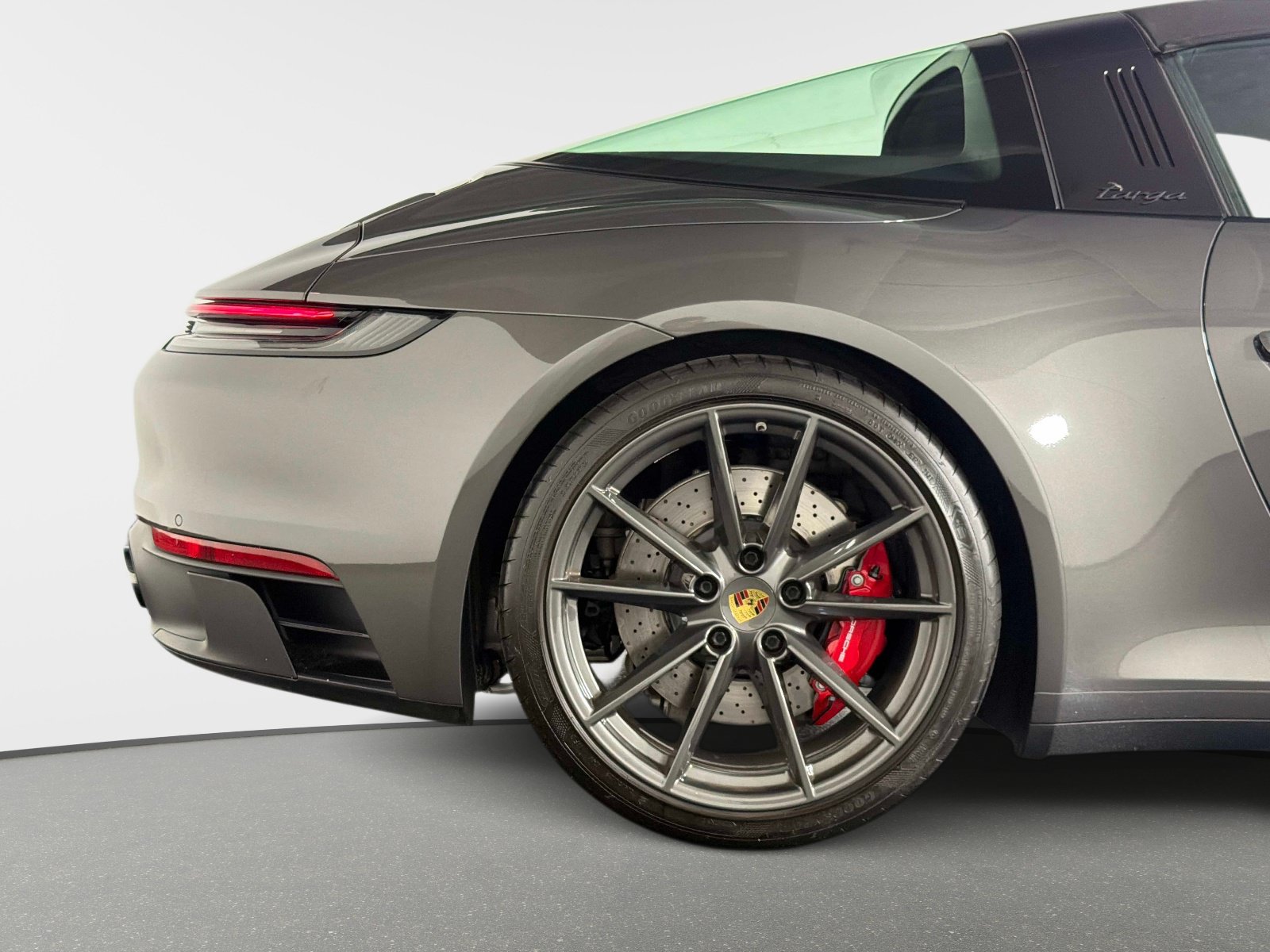 Used 2022 Porsche 911 Targa 4 GTS AWD/4WD image 20