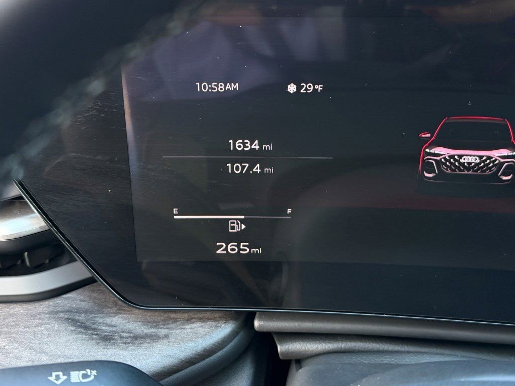 Certified 2025 Audi Q5 Premium Plus image 34