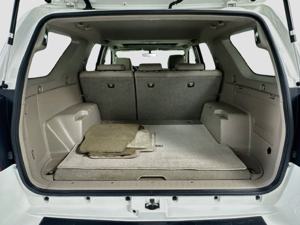 Used 2007 Toyota 4Runner SR5 AWD/4WD image 23
