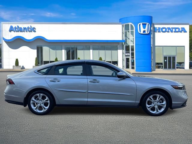 Used 2025 Honda Accord LX image 4