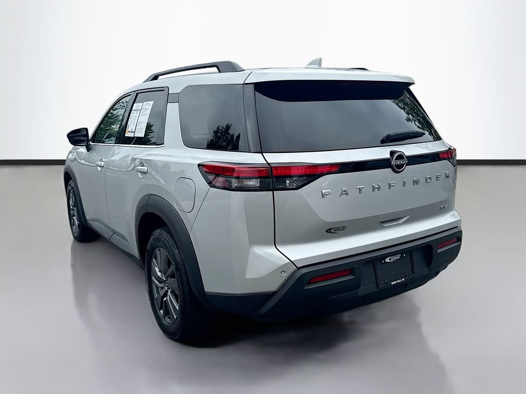 Certified 2024 Nissan Pathfinder SV FWD image 6
