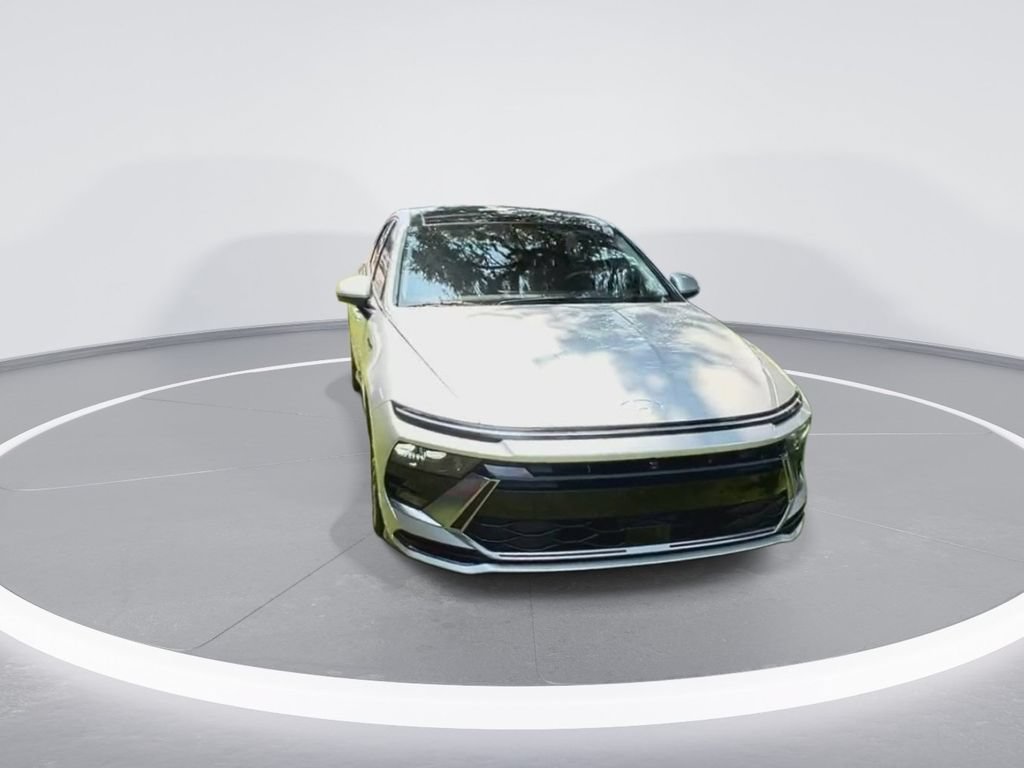 Used 2024 Hyundai Sonata Limited FWD image 3