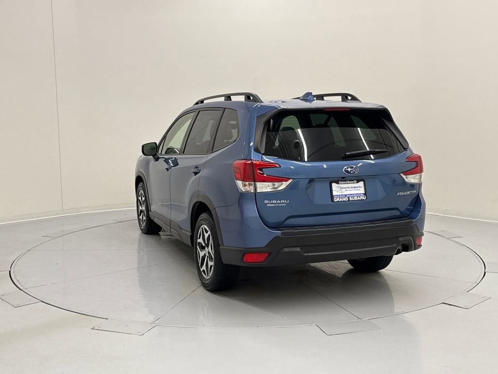 Certified 2023 Subaru Forester Premium w/ Popular Package #1 image 3