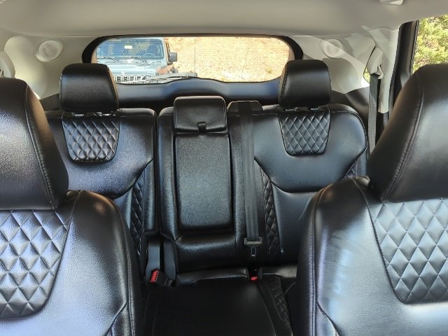 Used 2024 Ford Edge Titanium image 20