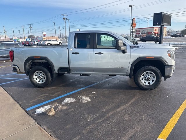 Used 2022 GMC Sierra 2500 Pro w/ Convenience Package image 2