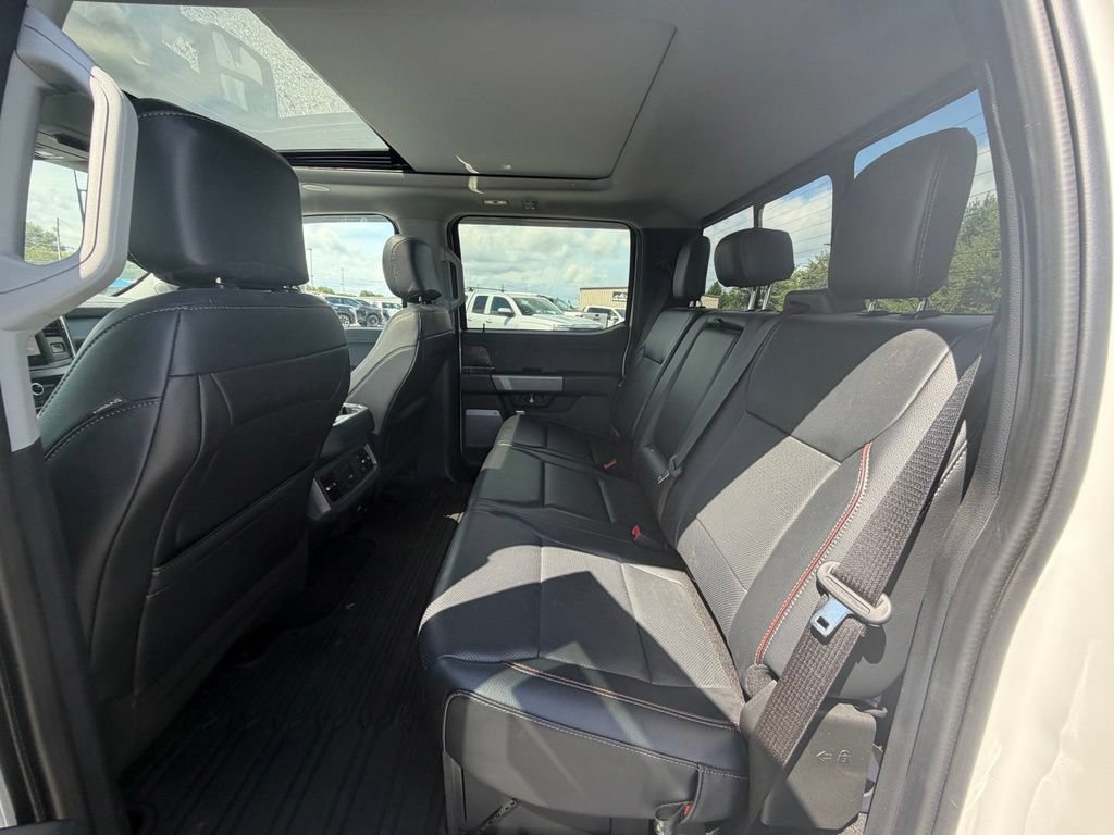 Used 2024 Ford F250 Lariat w/ Lariat Ultimate Package AWD/4WD image 4