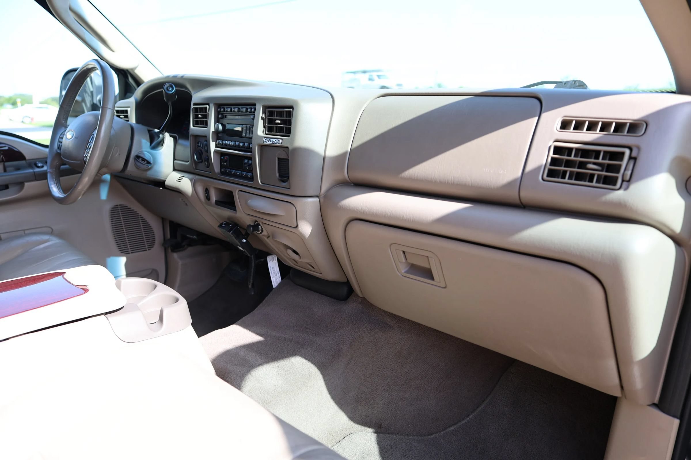 Used 2004 Ford Excursion Limited AWD/4WD image 43