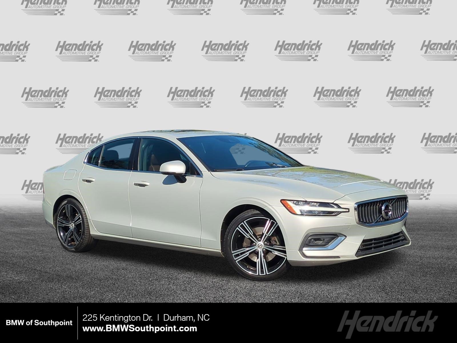 Used 2021 Volvo S60 T5 Inscription image 1