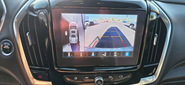Used 2023 Chevrolet Traverse Premier AWD/4WD image 23
