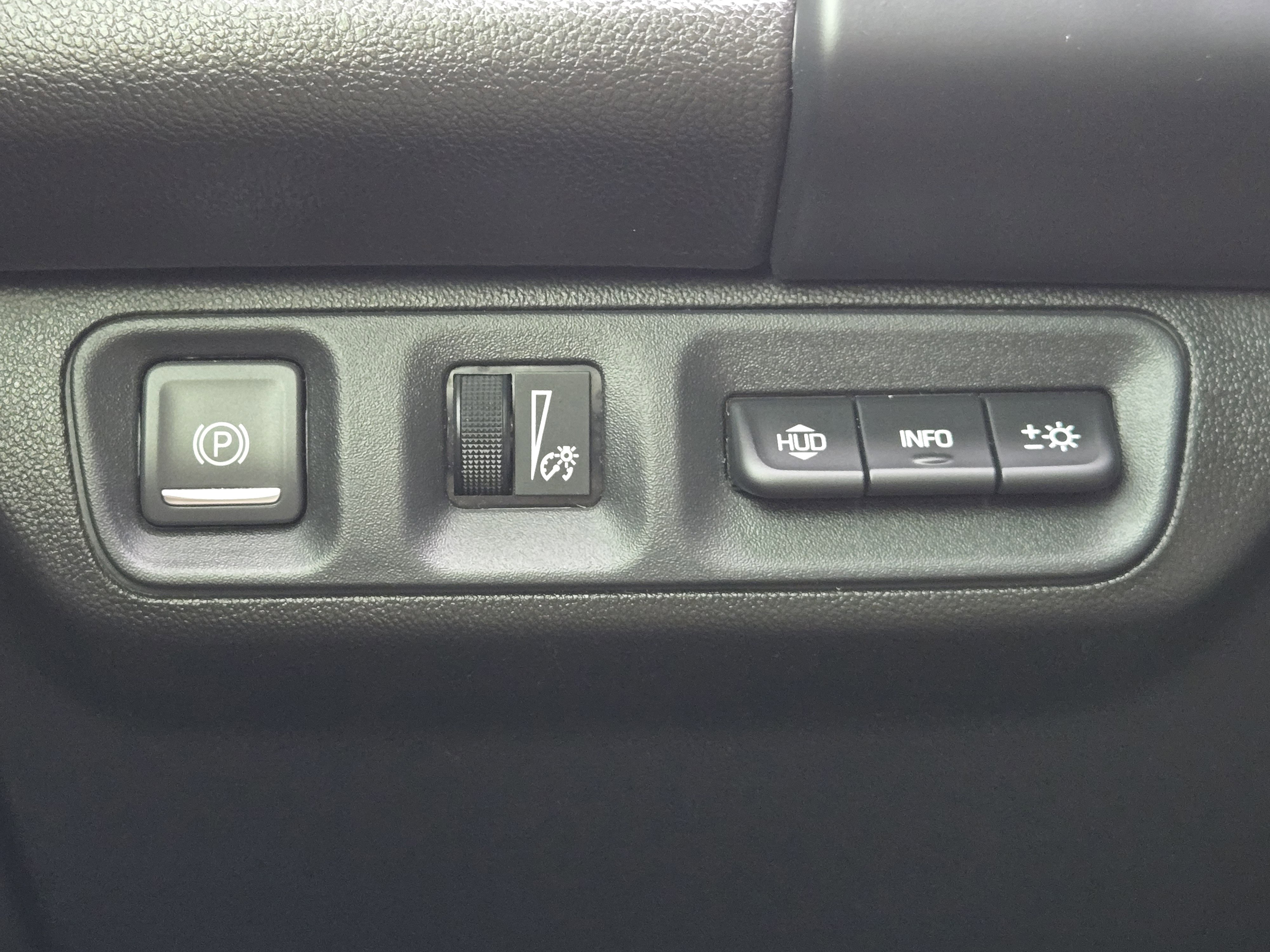 Used 2021 GMC Acadia Denali image 25