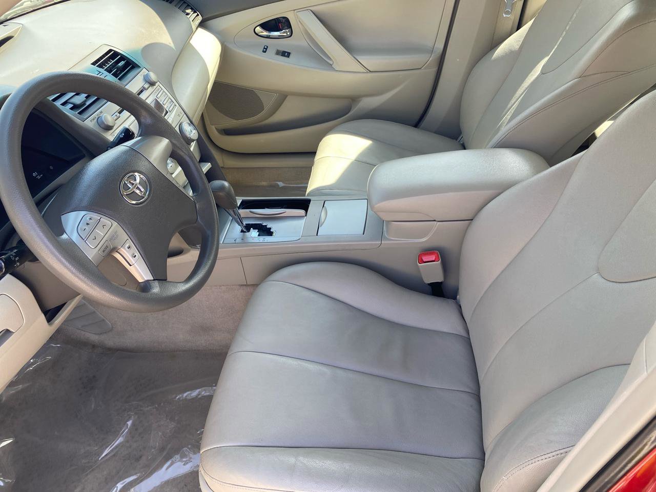 Used 2011 Toyota Camry LE w/ LE Extra-Value Pkg FWD image 14