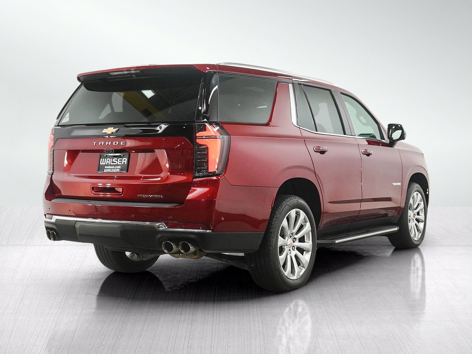 Used 2025 Chevrolet Tahoe Premier AWD/4WD image 5