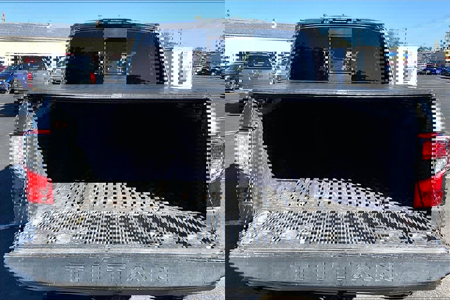 Used 2020 Nissan Titan SV w/ SV Convenience Package image 26