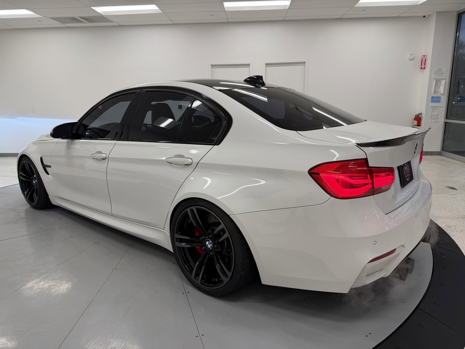Used 2016 BMW M3 w/ Executive Package image 5