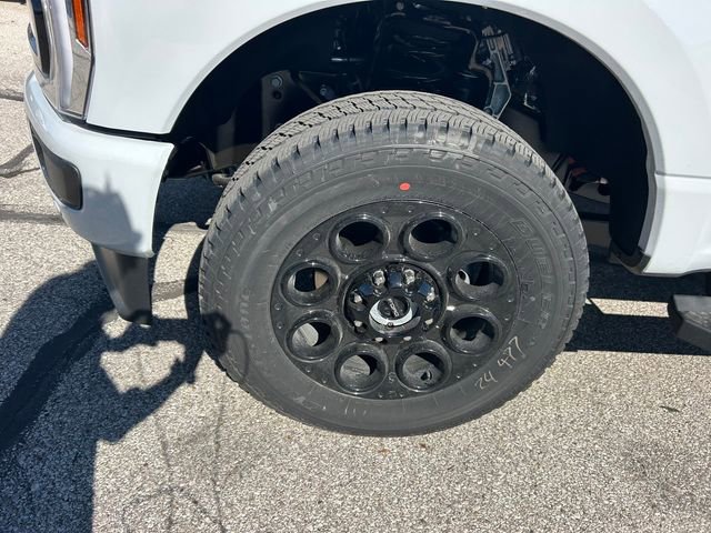 New 2026 Ford F350 Lariat w/ Black Appearance Package image 11