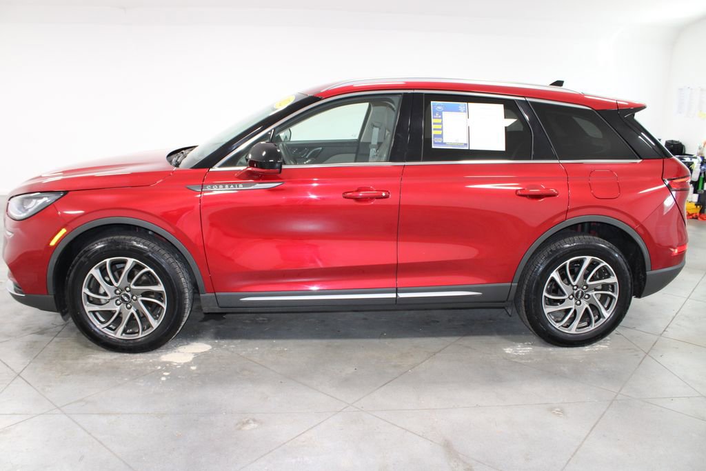 Used 2022 Lincoln Corsair AWD w/ Equipment Group 101A image 6