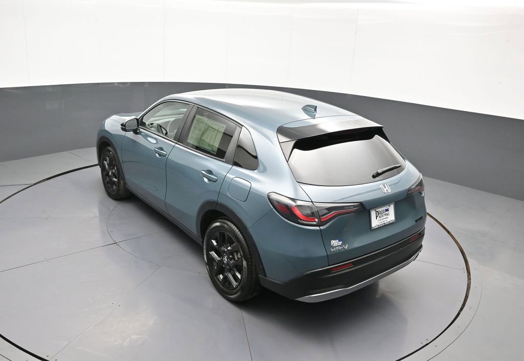 Certified 2025 Honda HR-V Sport image 38