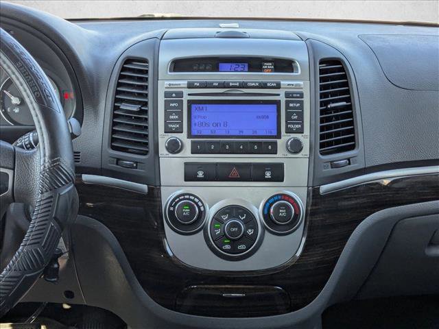 Used 2011 Hyundai Santa Fe GLS image 10