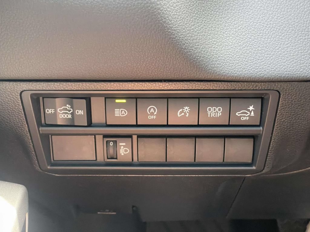 New 2026 Toyota Tundra Limited AWD/4WD image 27