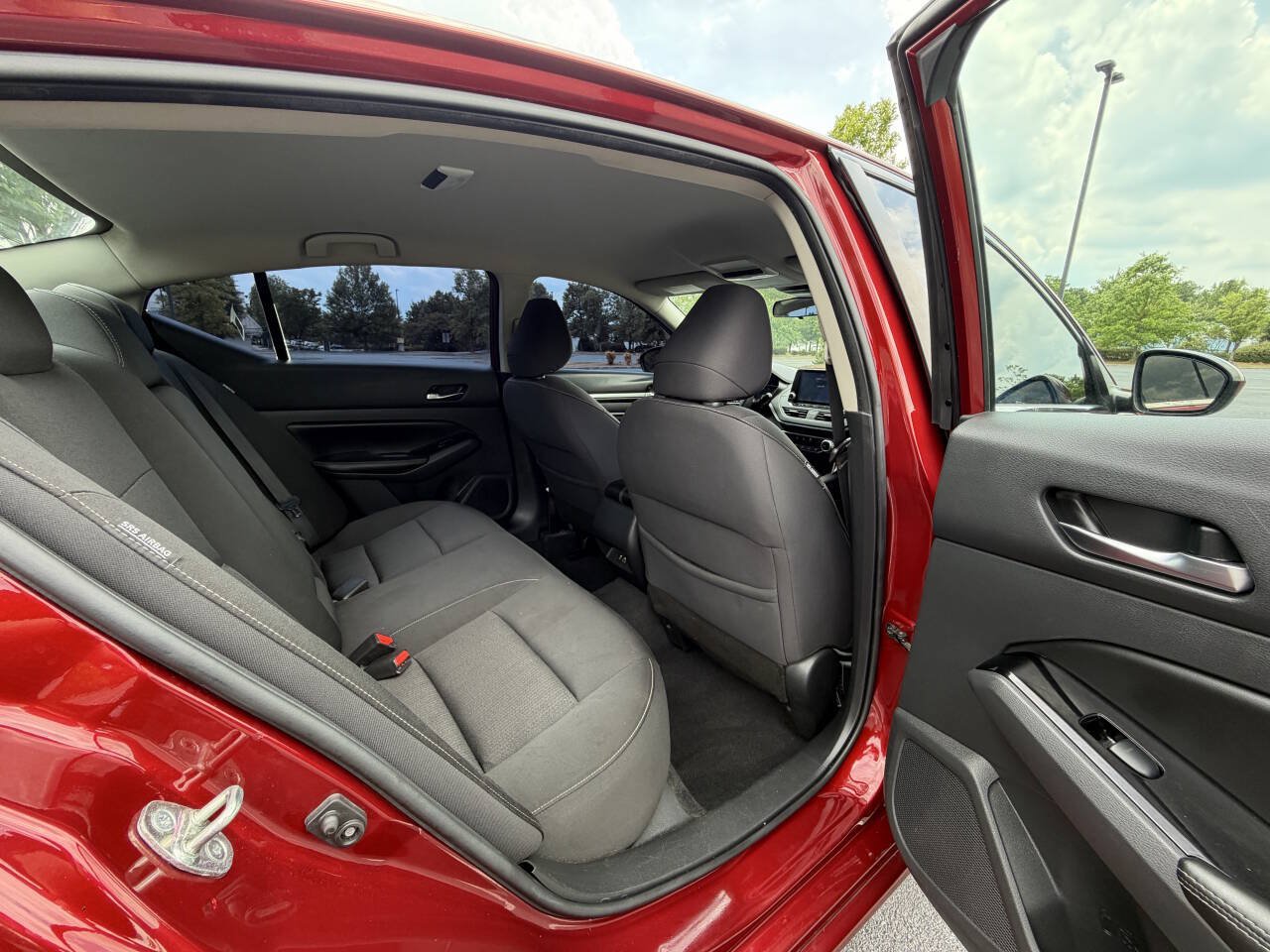 Used 2021 Nissan Altima 2.5 SV FWD image 17
