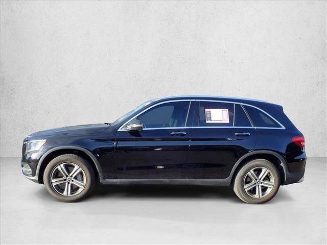 Used 2018 Mercedes-Benz GLC 300 4MATIC image 2