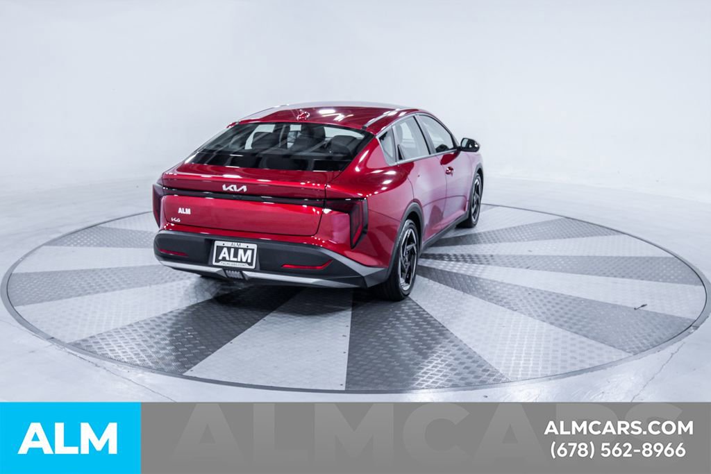 Used 2025 Kia K4 EX image 9