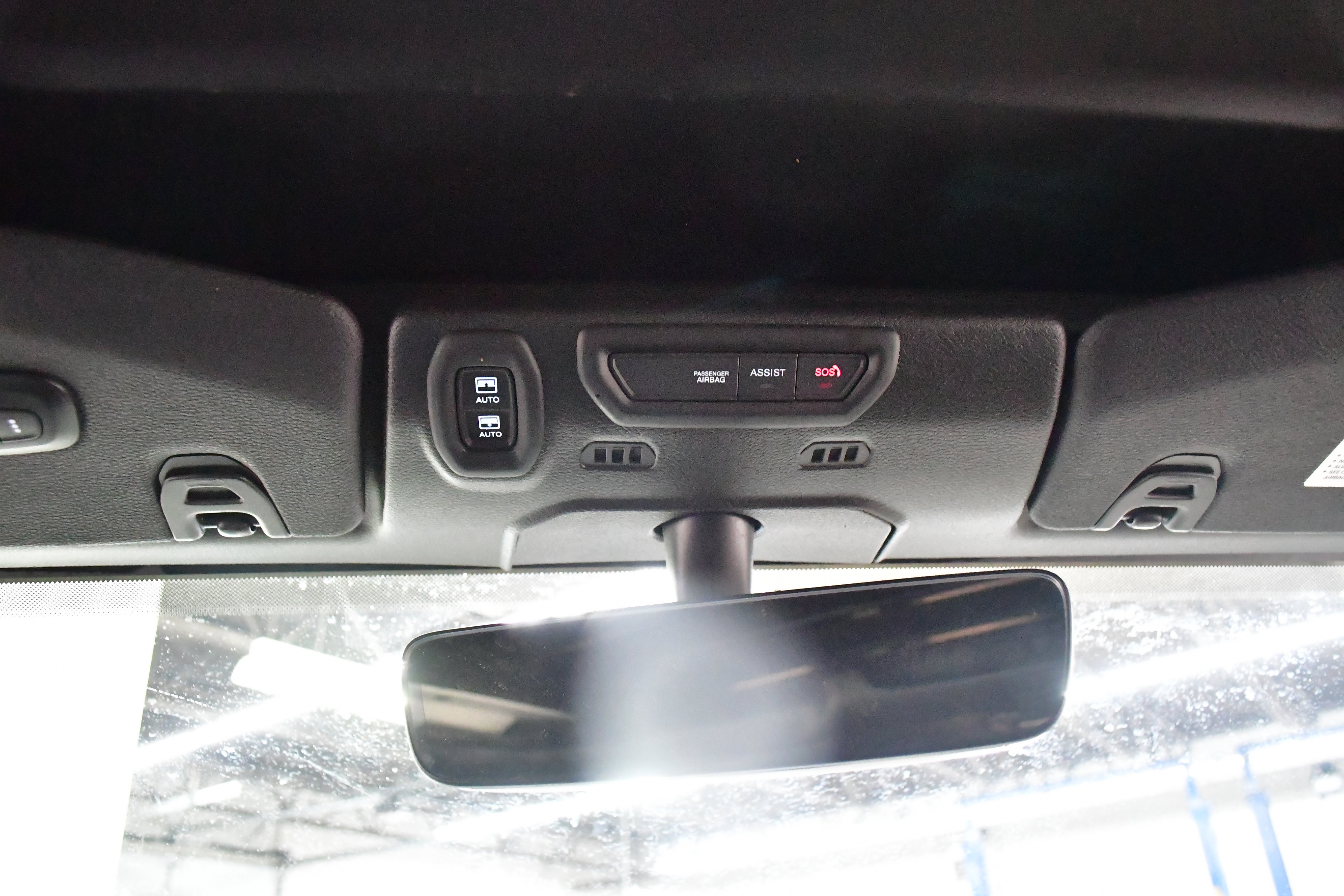 Used 2023 Jeep Wrangler Unlimited w/ Sun & Screen Package image 51