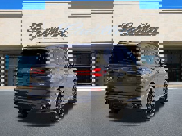 Used 2025 BMW X5 xDrive40i w/ M Sport Package image 3