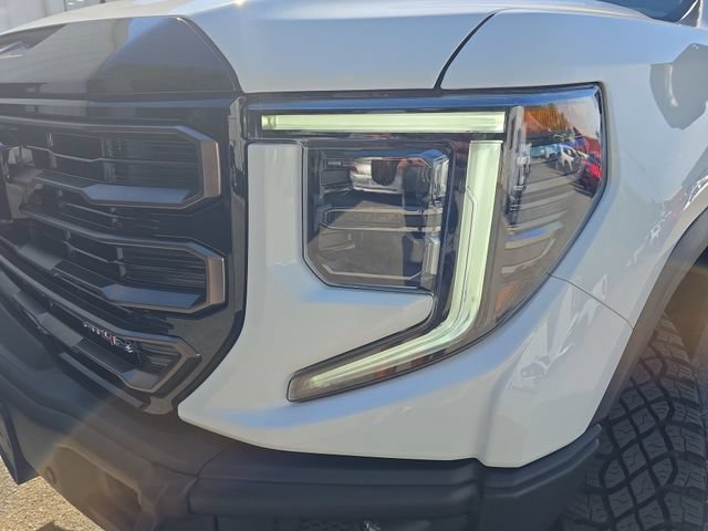 Used 2025 GMC Sierra 1500 AT4X AWD/4WD image 33