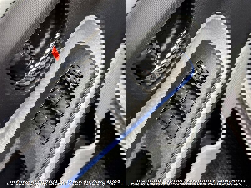 Used 2013 Toyota Prius C Two image 20