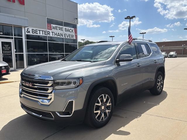 Used 2023 GMC Acadia SLT w/ Preferred Package FWD image 8