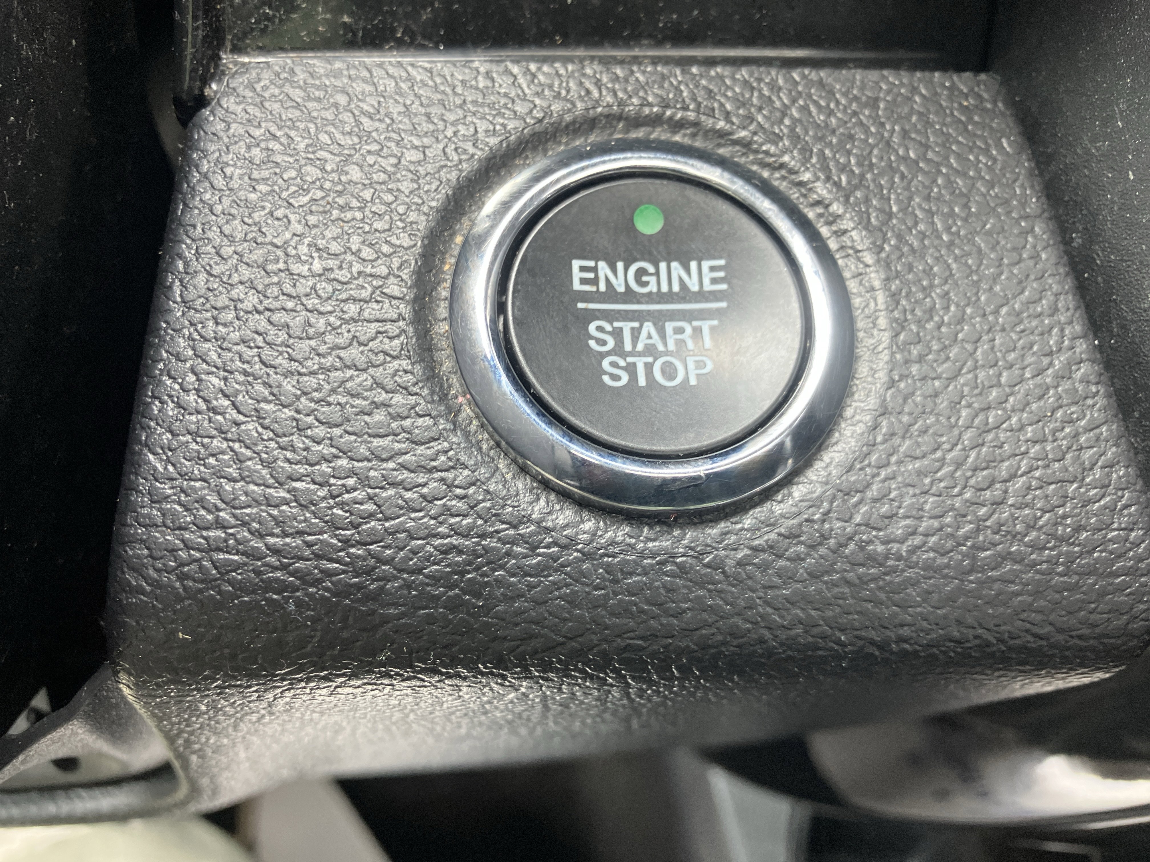 Used 2019 Ford F150 Lariat w/ Equipment Group 502A Luxury AWD/4WD image 25