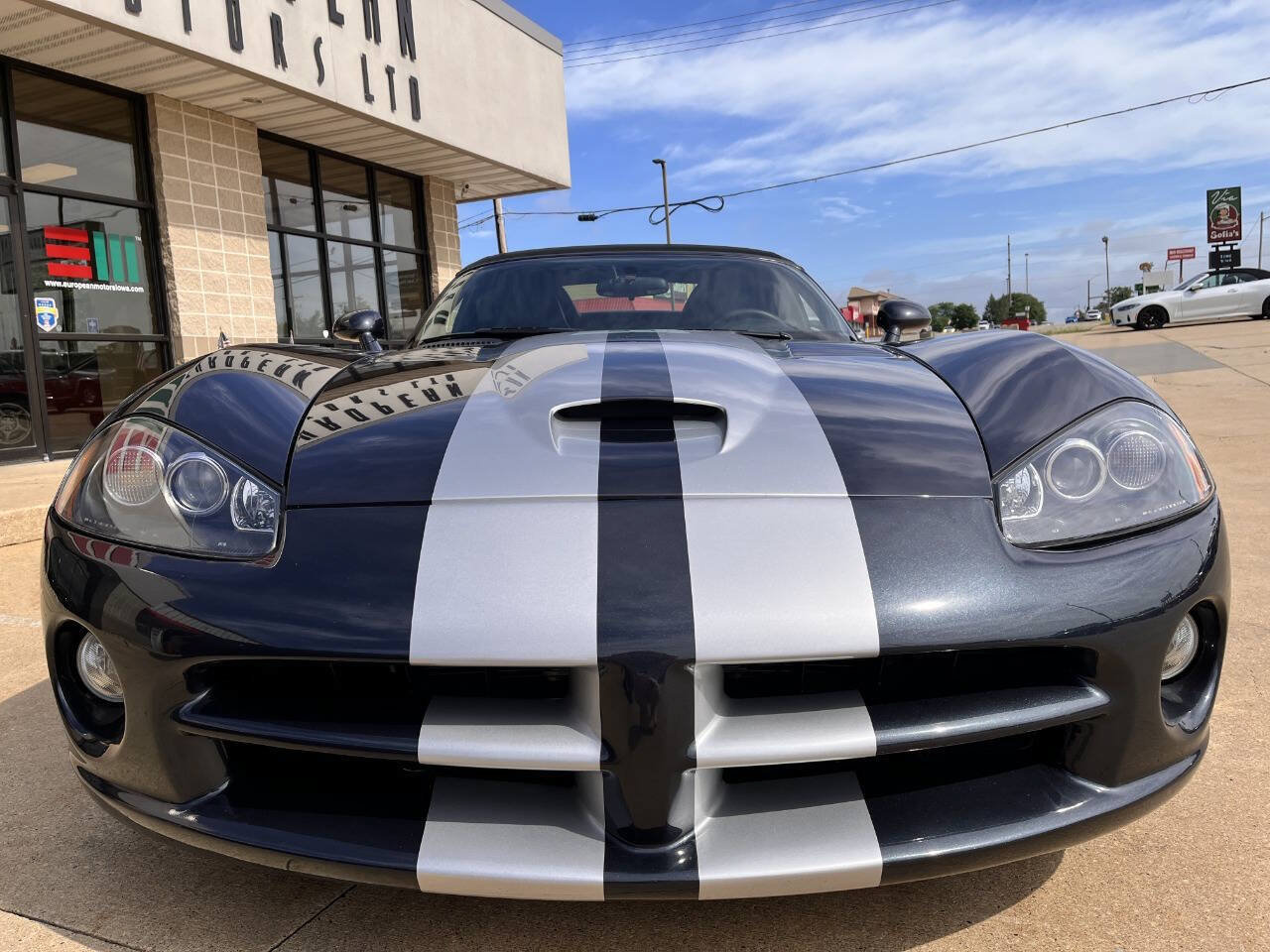 Used 2006 Dodge Viper SRT-10 RWD image 17