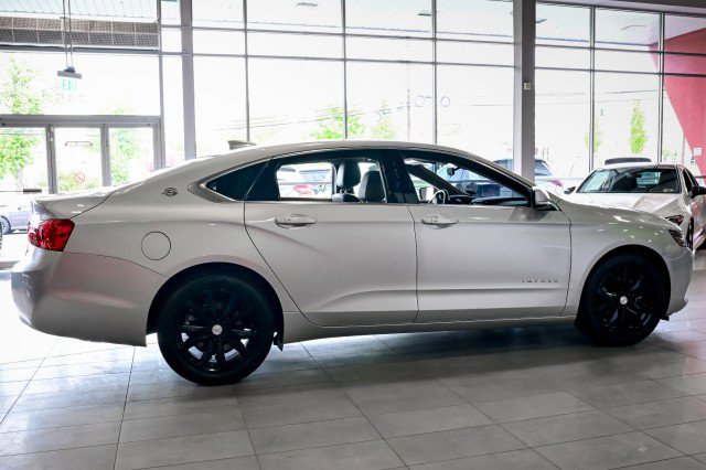 Used 2019 Chevrolet Impala LT FWD image 4