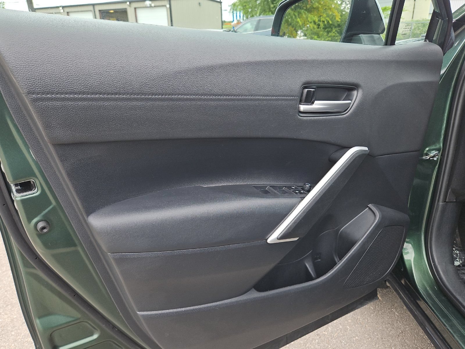 Certified 2025 Toyota Corolla Cross XLE FWD image 10