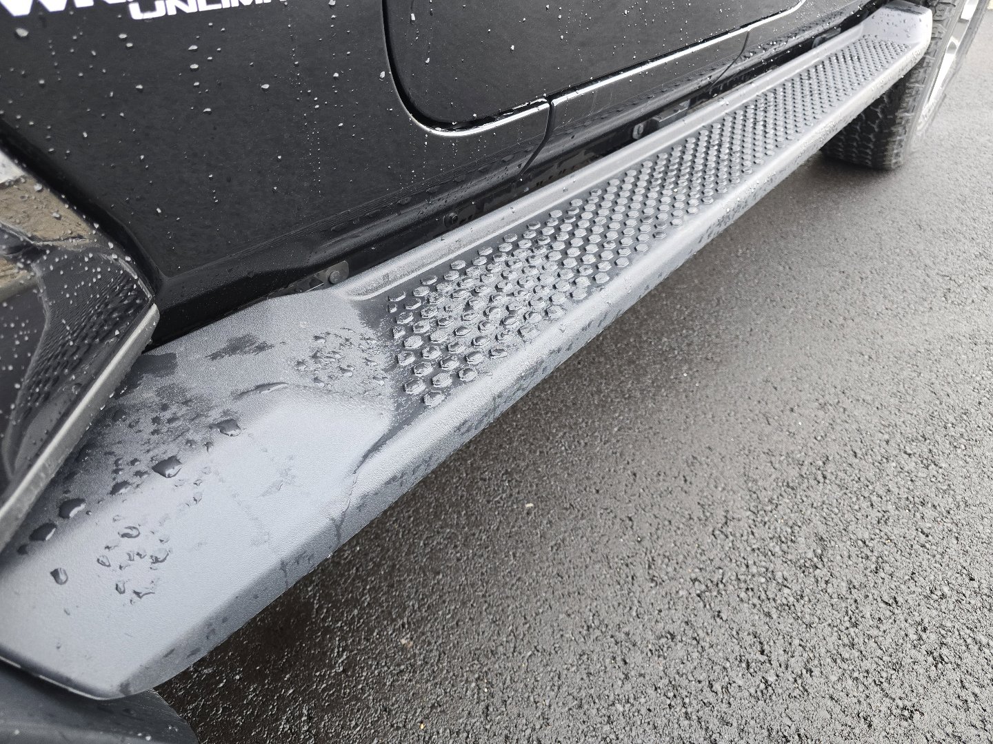 Used 2021 Jeep Wrangler Unlimited Sahara image 25