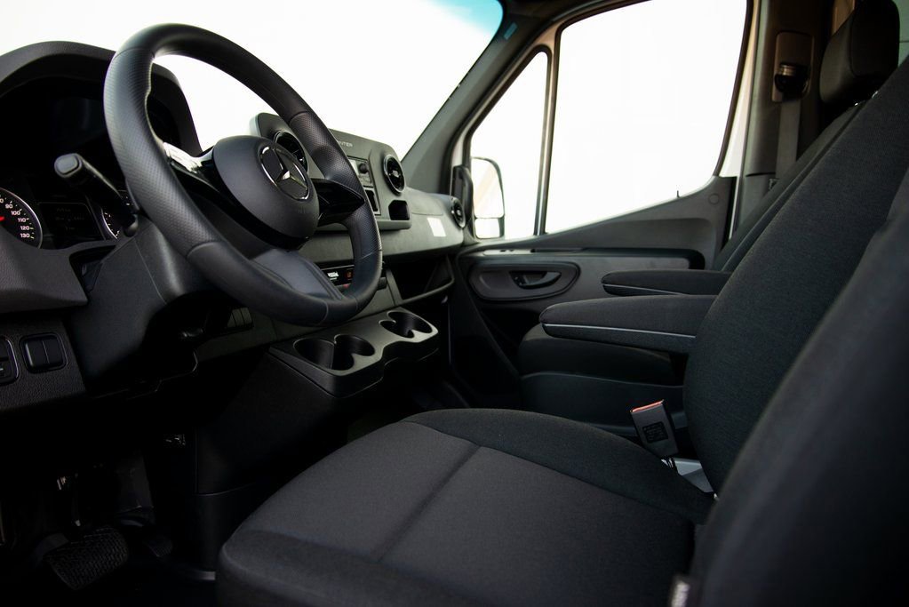 New 2025 Mercedes-Benz Sprinter 144 Cargo image 11
