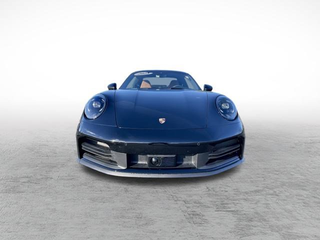 Used 2025 Porsche 911 Carrera image 2