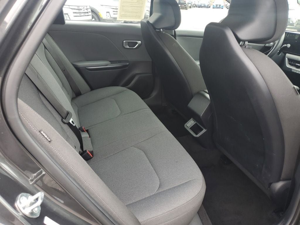 Used 2025 Kia K4 FWD image 38