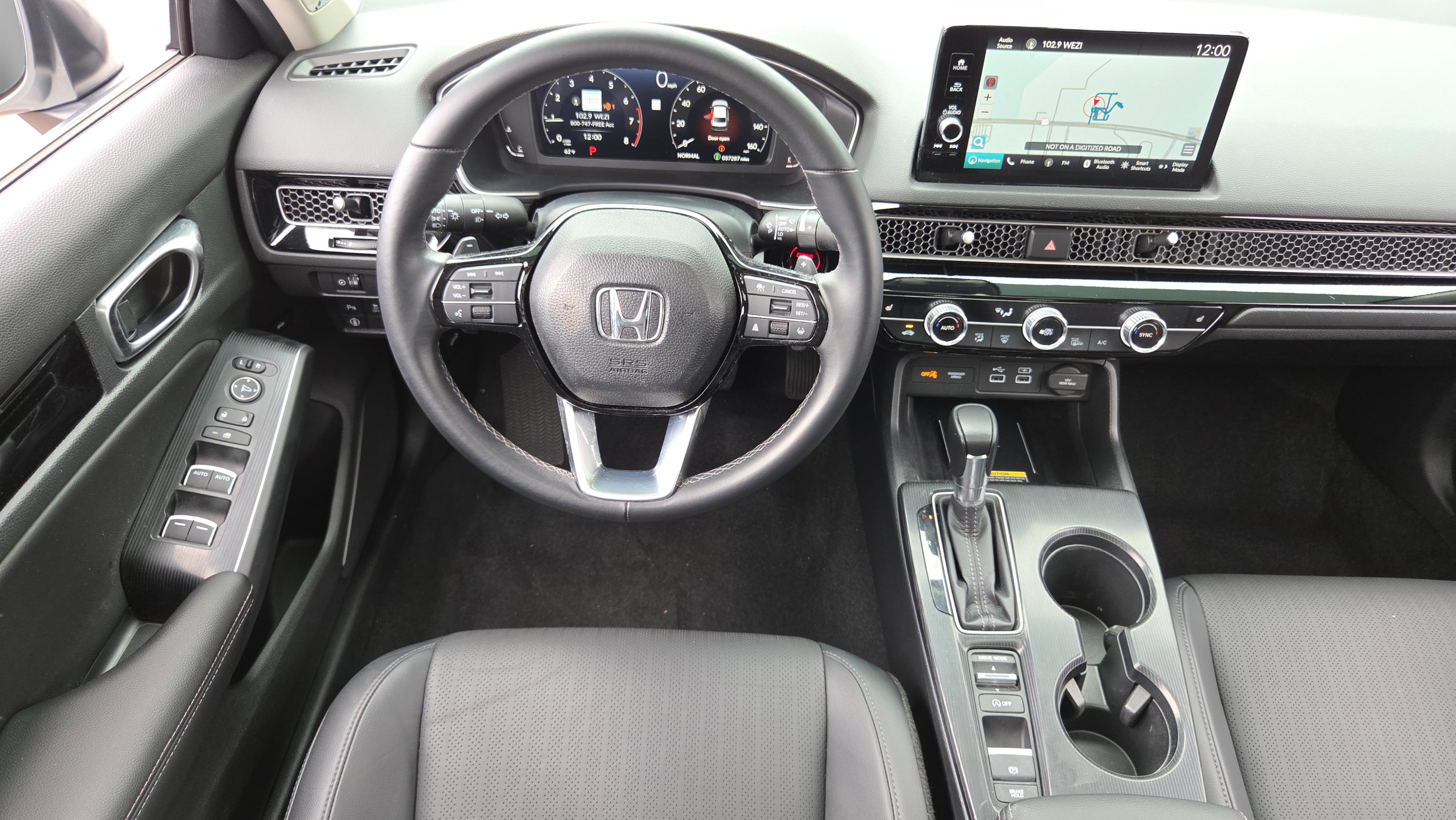 Used 2023 Honda Civic Touring image 16