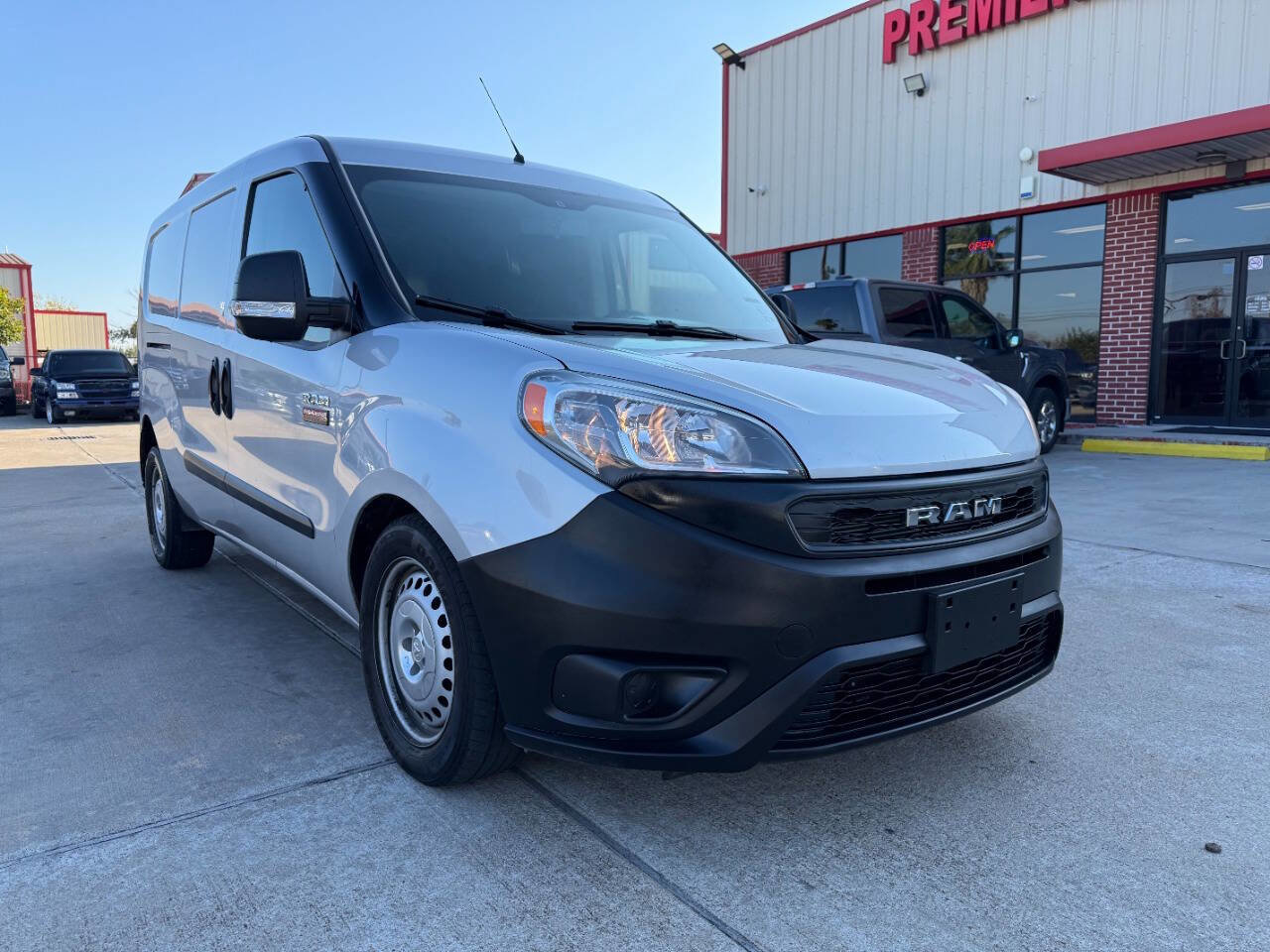 Used 2019 RAM ProMaster City Tradesman FWD image 3