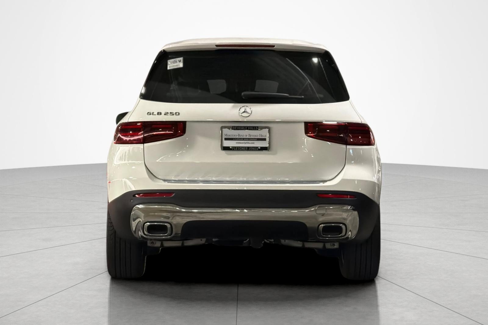 New 2026 Mercedes-Benz GLB 250 image 4