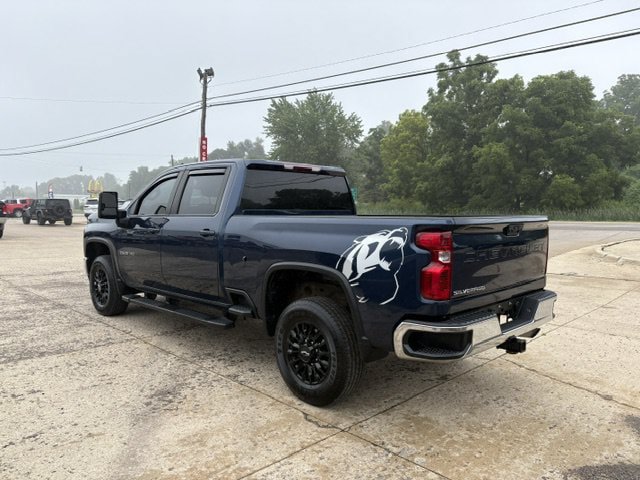 Used 2022 Chevrolet Silverado 2500 LT AWD/4WD image 6