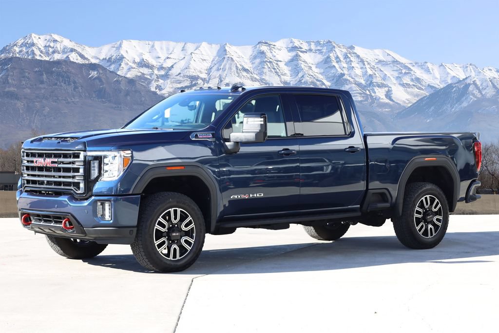 Used 2022 GMC Sierra 3500 AT4 w/ AT4 Premium Plus Package AWD/4WD image 2