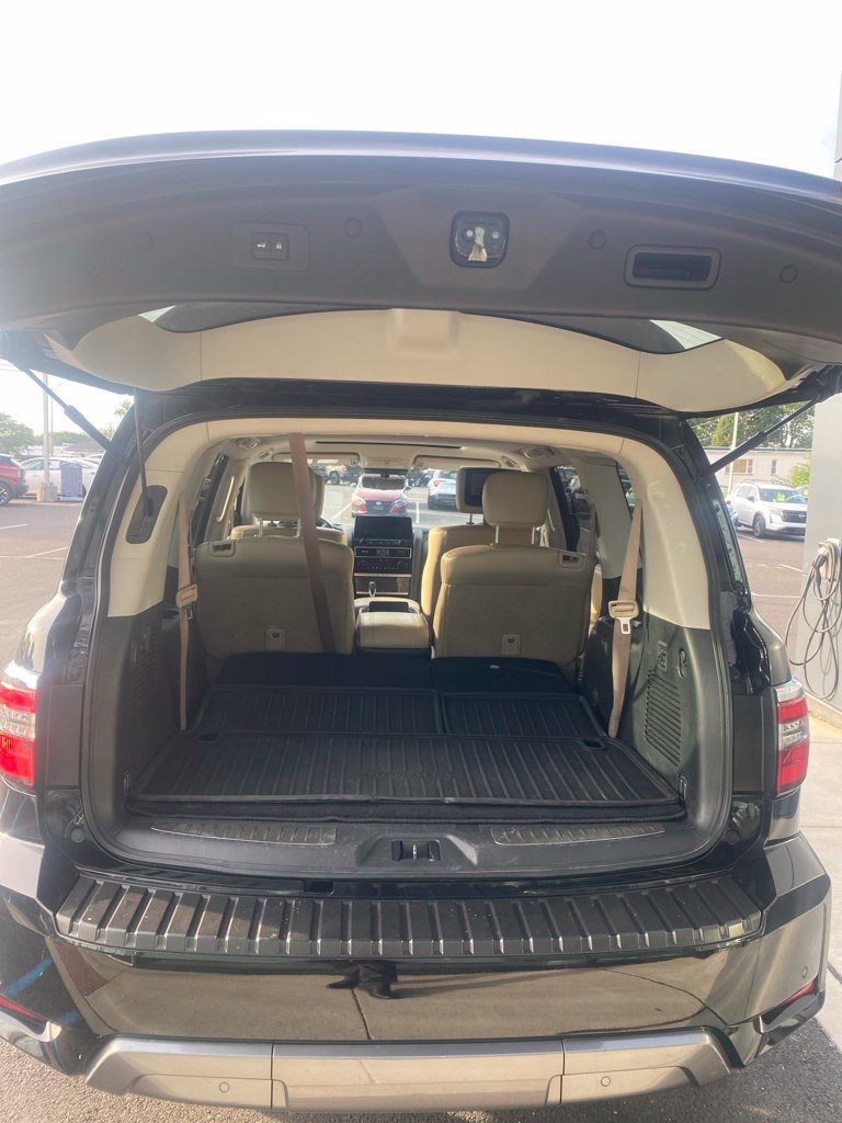 Used 2023 Nissan Armada Platinum w/ Captain's Chairs Package AWD/4WD image 13